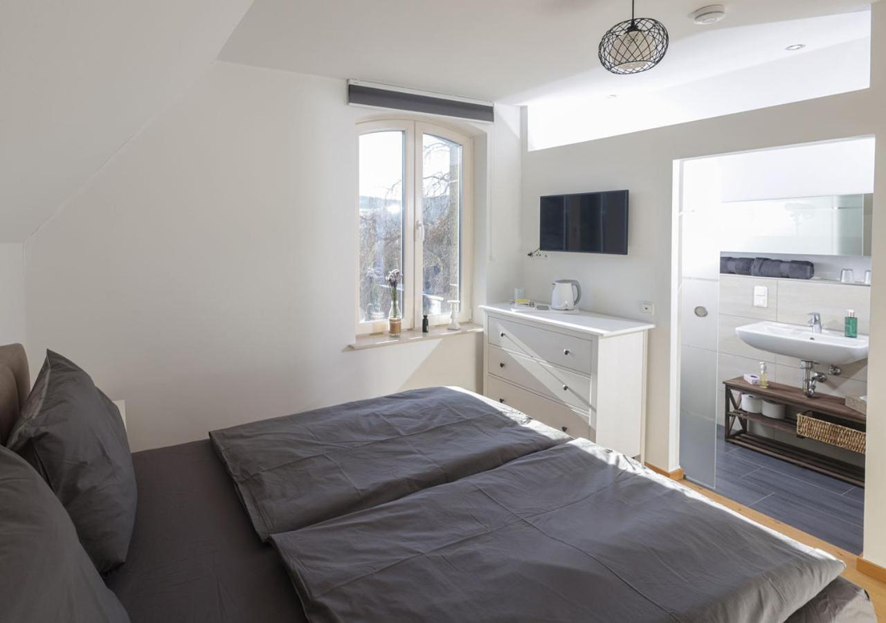 Residenz Kirchberg Hotel Adenau Bagian luar foto
