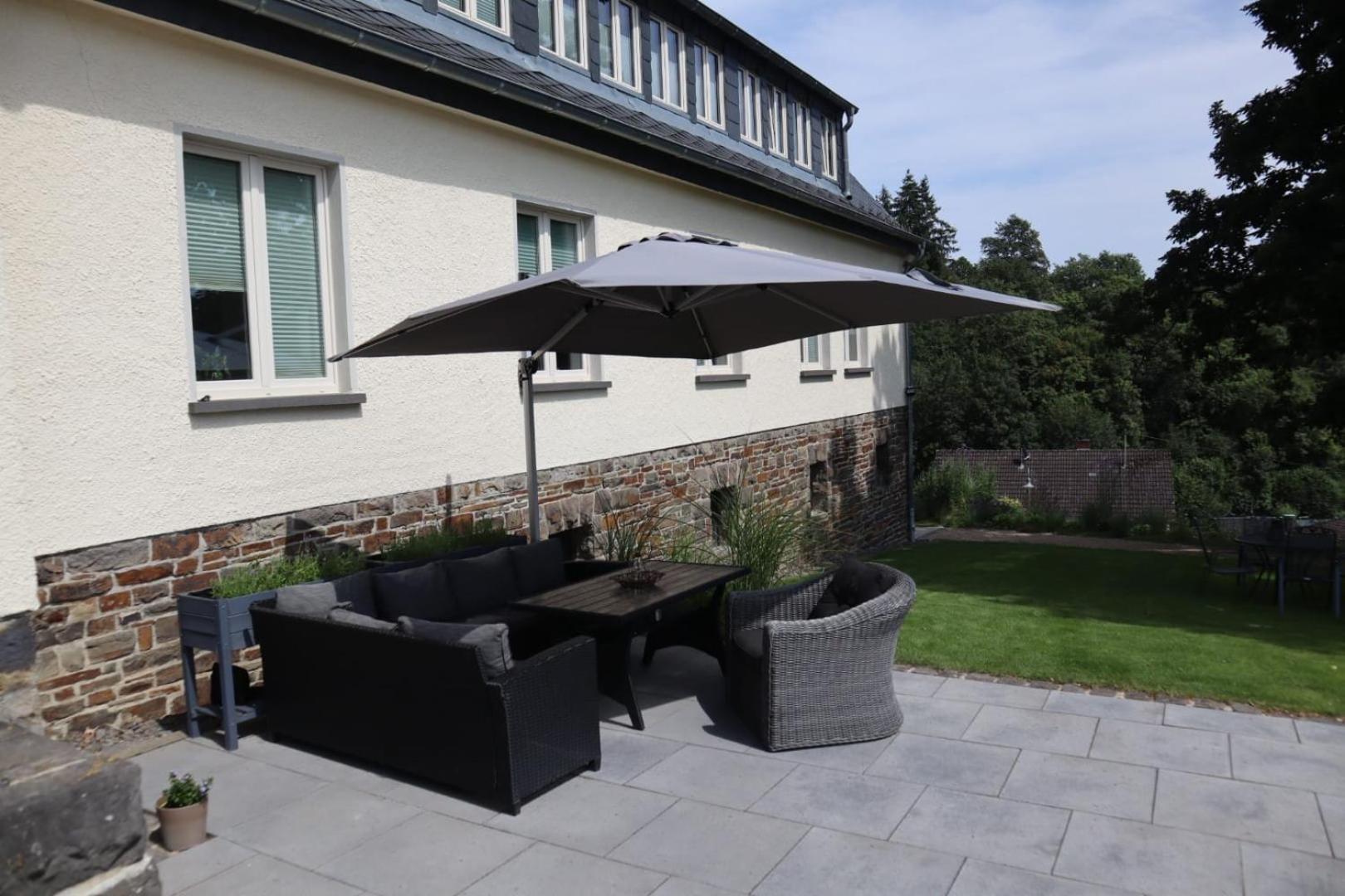 Residenz Kirchberg Hotel Adenau Bagian luar foto